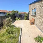 Vakantiehuis 5 Bedroom Awesome In Ebeltoft