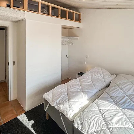 5 Bedroom Awesome In