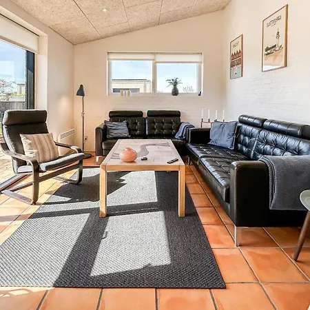 Amazing Home In Ebeltoft With Sauna